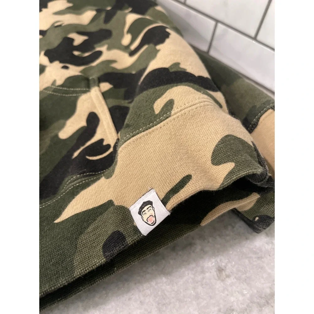 Salomondrin Hoodie Mens Large Green Camo Pullover Heart Logo Sweatshirt